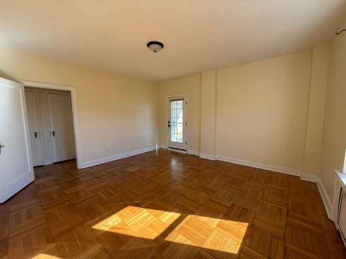 S Bed The Royal York Apartments 1125