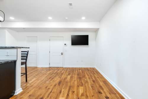 S Bed Temple Apartments 167