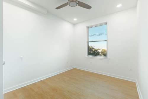 S Bed Temple Apartments 157