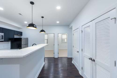 S Bed Temple Apartments 121