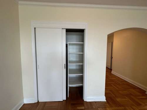 S Bed The Royal York Apartments 1007