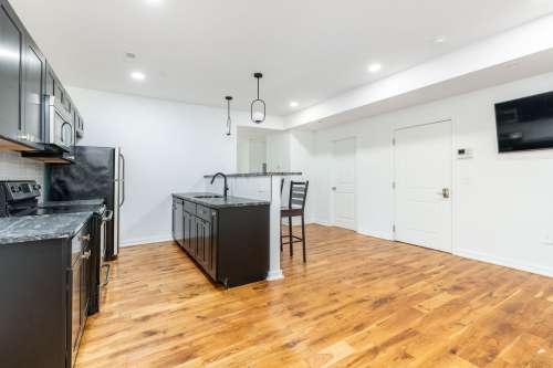 S Bed Temple Apartments 151