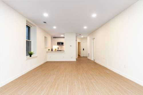 S Bed Carriage House 92