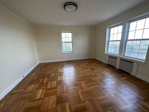 S Bed The Royal York Apartments 1021