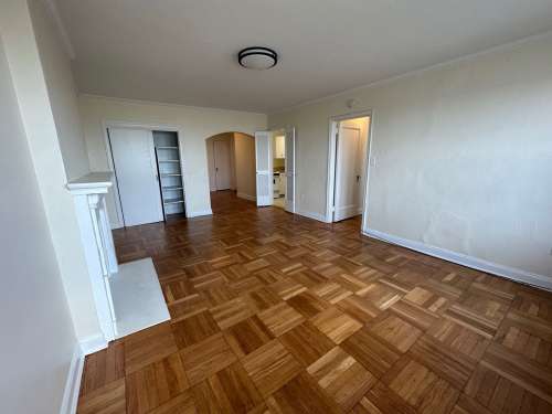 S Bed The Royal York Apartments 1002