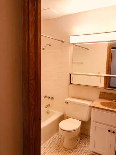 S Bed Carriage Court 11