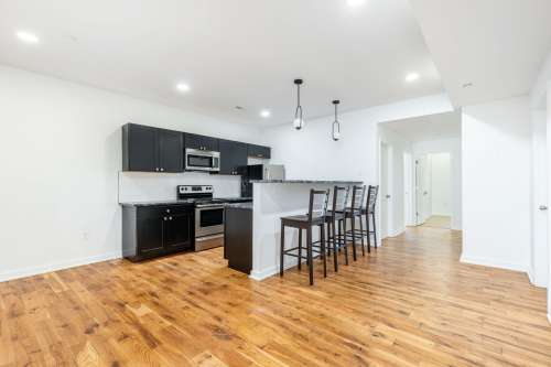 S Bed Temple Apartments 166