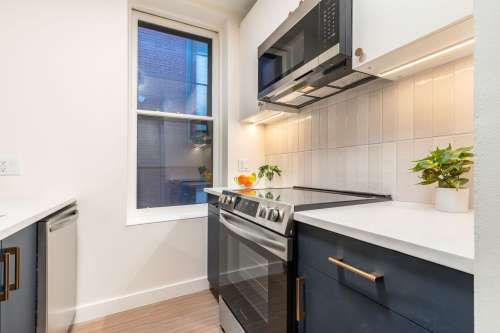 S Bed Carriage House 83