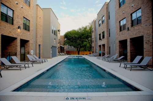 S Bed 3-, 4- and 5-Bedroom Luxury Townhomes with Top-of-the-Line A 31