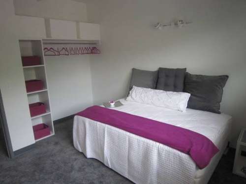 S Bed Humbucker Apartments 151