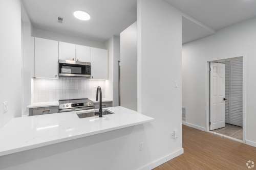 S Bed Carriage House 21