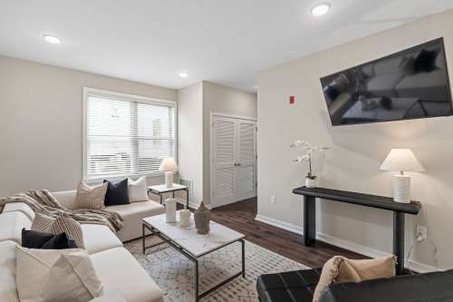 S Bed Summit House 198