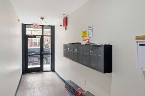 S Bed Summit House 222