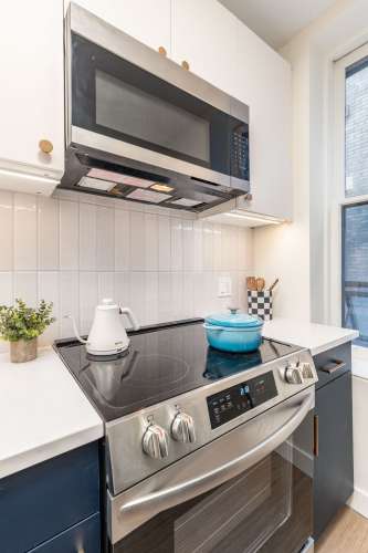 S Bed Carriage House 17