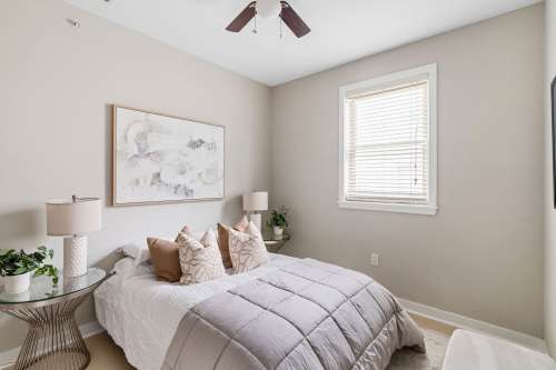 S Bed Summit House 204