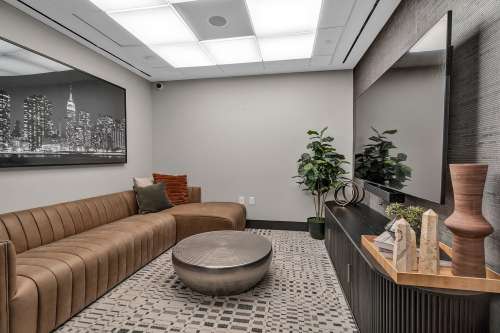 S Bed Monarch Heights Apartments 35