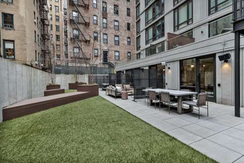 S Bed Monarch Heights Apartments 37