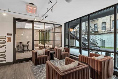 S Bed Monarch Heights Apartments 29