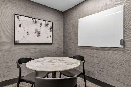 S Bed Monarch Heights Apartments 32