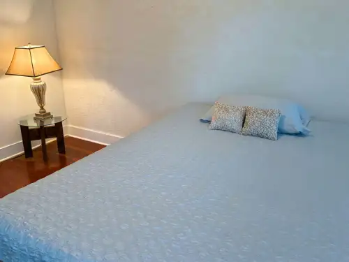 2026-04/UTSA-Apartment-Building-18617963.webp