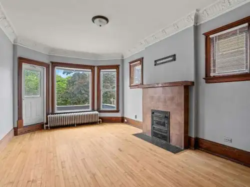 2026-04/UWM-MATC-MSOE-Apartment-Building-18506635.webp