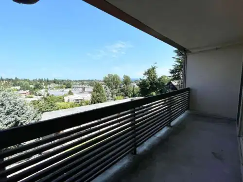 2026-04/WASHINGTON-Apartment-Building-18029092.webp
