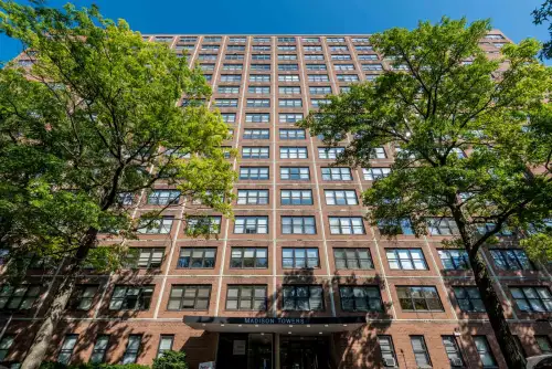 2026-04/YALE-Apartment-Building-18462651.webp