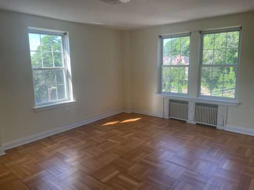 S Bed The Royal York Apartments 750