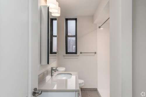 syracuse-Apartment-Building-18711223