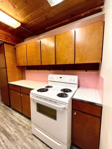 university-of-idaho-Apartment-Building-18694439