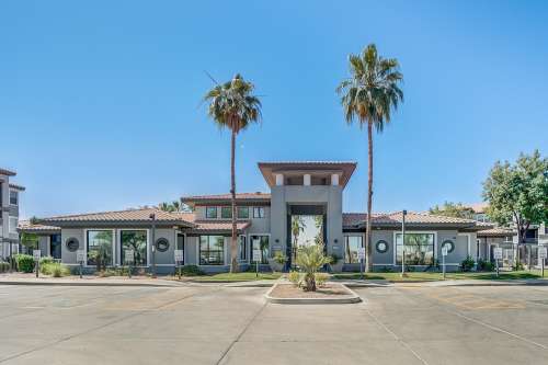 asu-Apartment-Building-18726368