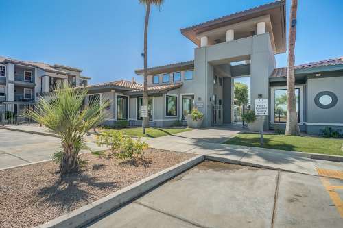 asu-Apartment-Building-18726369