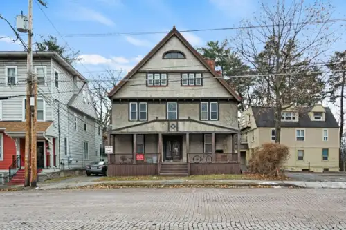 2026-05/CORNELL-Apartment-Building-18698183.webp