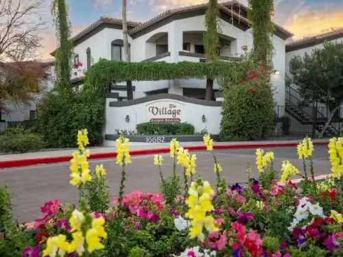 OTTAWA-UNIVERSITY-SURPRISE-AZ-Apartment-Building-18710778.webp