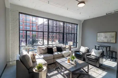 2026-05/SLU-Apartment-Building-18694922.webp