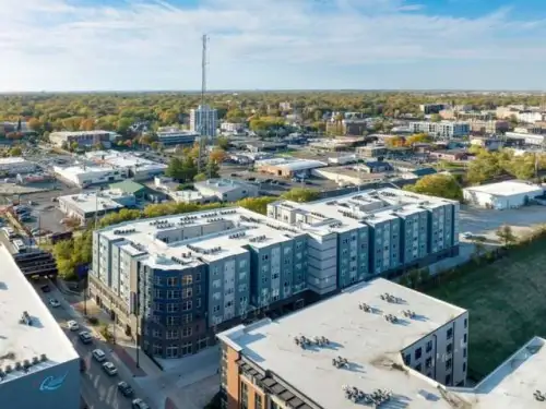 2026-05/URBANA-CHAMPAIGN-Apartment-Building-18712279.webp