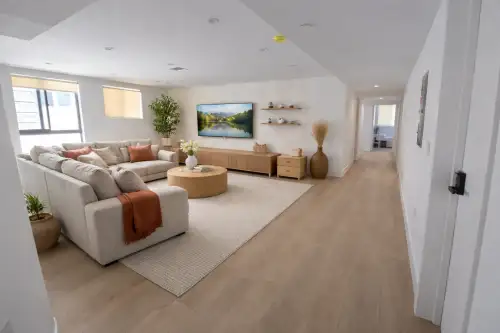 2026-05/USC-Apartment-Building-18711582.webp