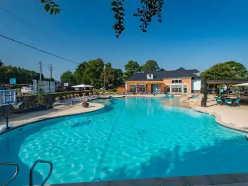 UT-TYLER-Apartment-Building-18706147.webp