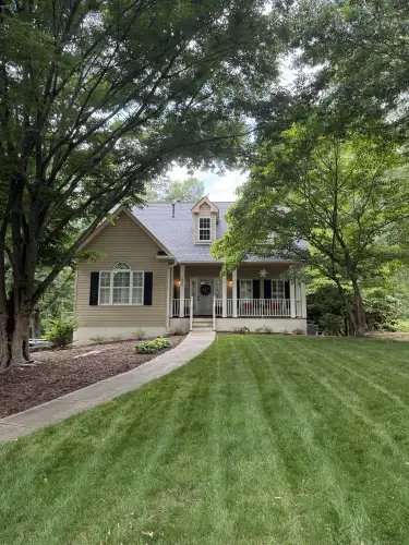 2026-05/WAKE-FOREST-Apartment-Building-18736829.webp