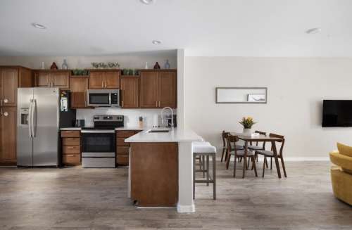 asu-Apartment-Building-18694926