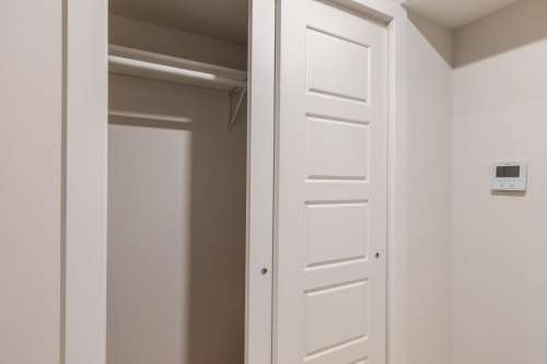 upenn-Apartment-Building-18713499