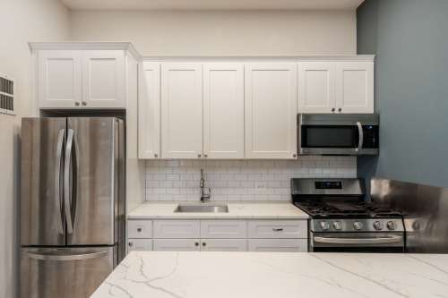 upenn-Apartment-Building-18713492