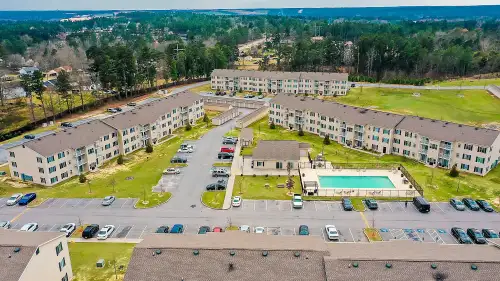 bensonapts2021e_02
