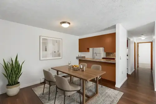 be dining room 2