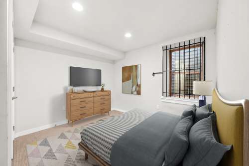 upenn-Apartment-Building-18781298