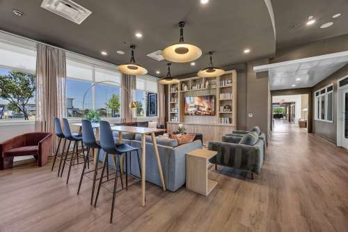 texas-state-Apartment-Building-18751009