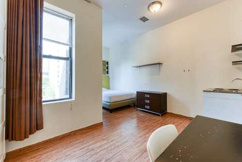 columbia-Apartment-Building-18755821