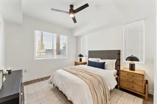 006_2058_E_Apache_Blvd_Tempe_AZ_85281_USA-Bedroom-Unit-1034-019