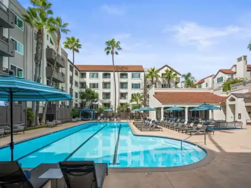 2026-06/CAL-STATE-LONG-BEACH-Apartment-Building-18767451.webp