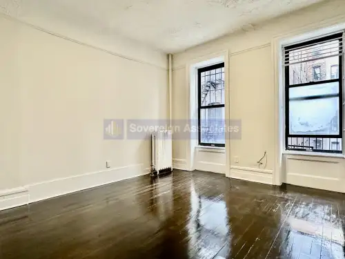 2026-06/COLUMBIA-Apartment-Building-18748881.webp